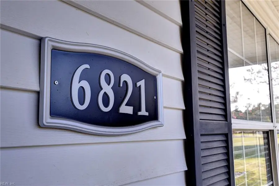 6821 Michael Lane, Hayes, VA 23072 - #2