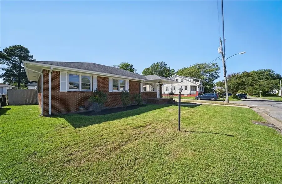 1608 Jackson Avenue, Chesapeake, VA 23324 - #2