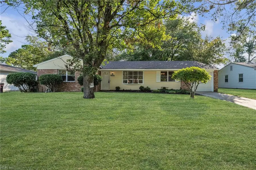 1209 Sir Galahad Drive, Chesapeake, VA 23324 - #2