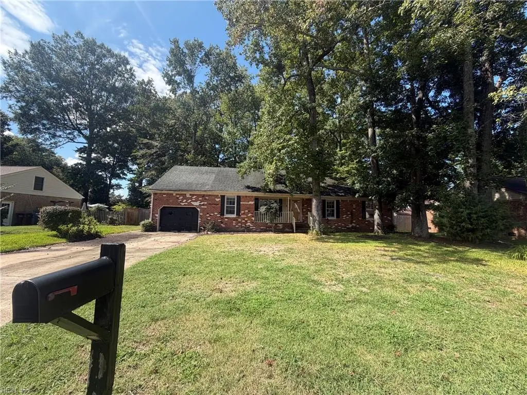 620 Emerald Court, Chesapeake, VA 23320 - #1