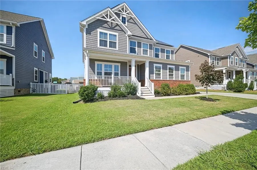 732 Colonel Byrd Street, Chesapeake, VA 23323 - #3