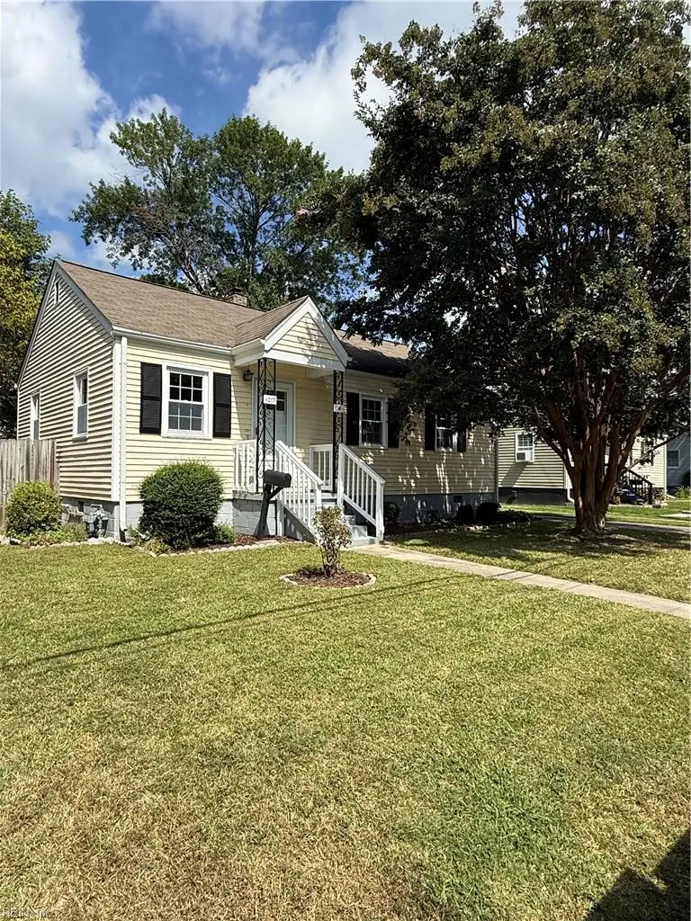 1207 Kay Avenue, Chesapeake, VA 23324 - #1