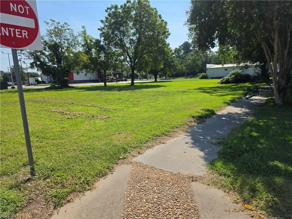 300 15th Street Road, West Point, VA 23181 - #1