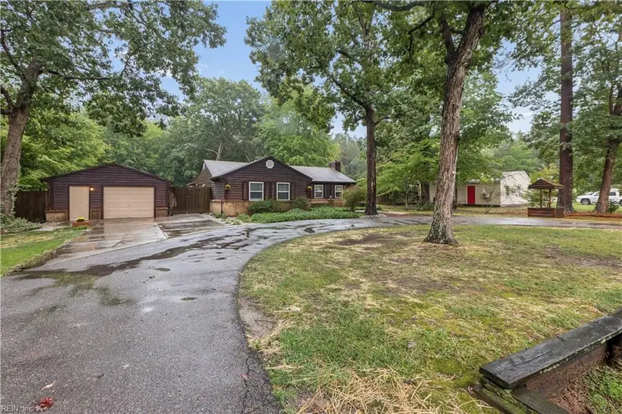 8165 Sheffield Drive, Gloucester, VA 23061 - #2
