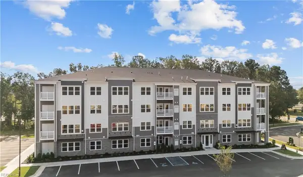 7102 Bridgeway Drive #204, Suffolk, VA 23435