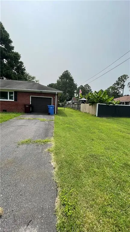 205 Thrasher Road, Chesapeake, VA 23320 - #3