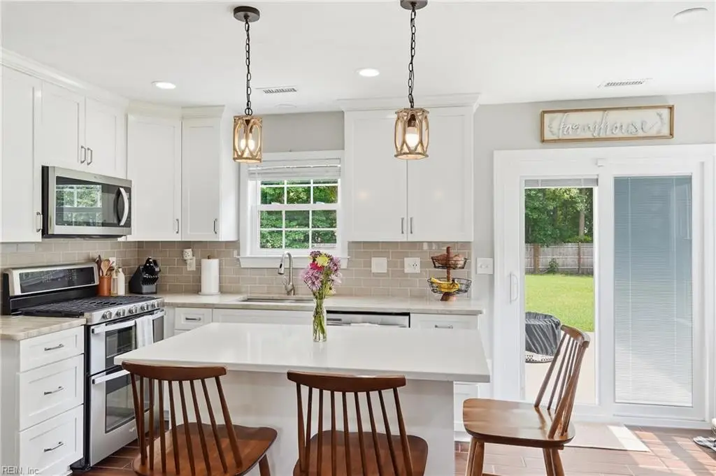 712 Woodcott Drive, Chesapeake, VA 23322 - #1