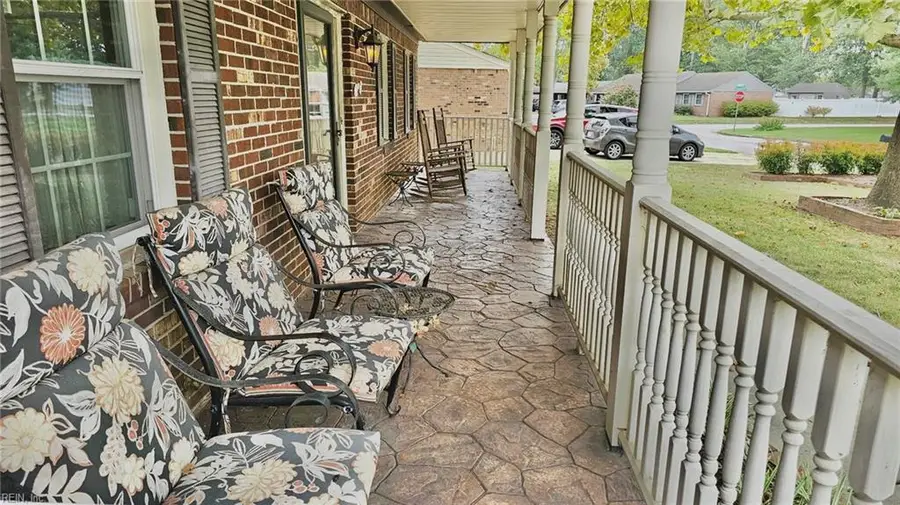 3704 Summer Place, Virginia Beach, VA 23453 - #2