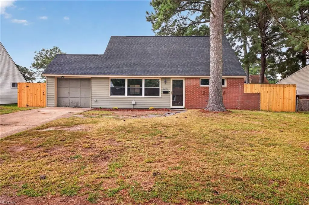 2204 Ardmore Ave Avenue, Chesapeake, VA 23324 - #1