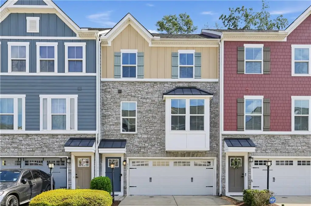 933 Centurion Circle, Chesapeake, VA 23323 - #1