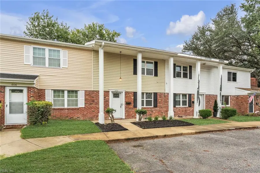 804 S Grosvenor Court, Virginia Beach, VA 23462 - #3
