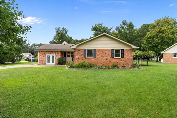 552 Saddlehorn Drive, Chesapeake, VA 23322