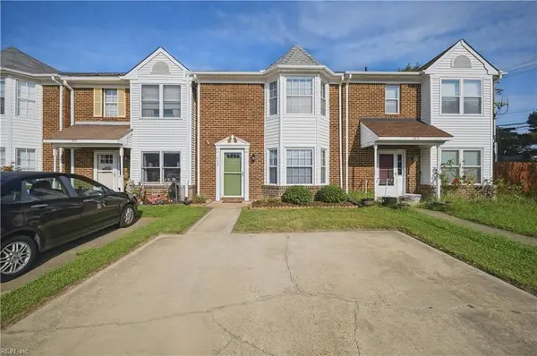 302 Fairfax Terrace, Chesapeake, VA 23320