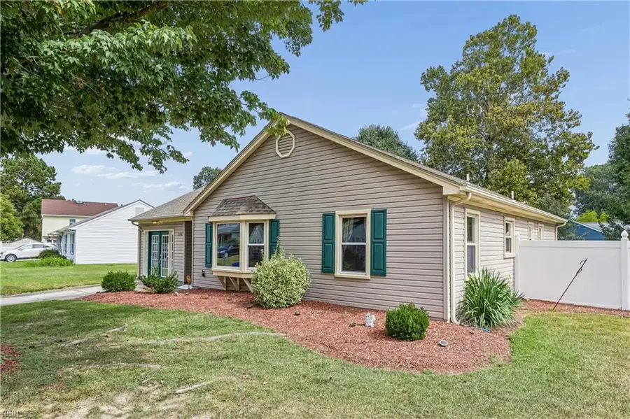 760 Michelle Drive, Newport News, VA 23601 - #3