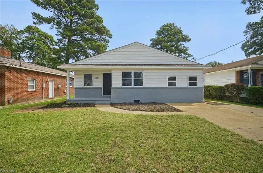 1228 Laurel Avenue, Chesapeake, VA 23320 - #2