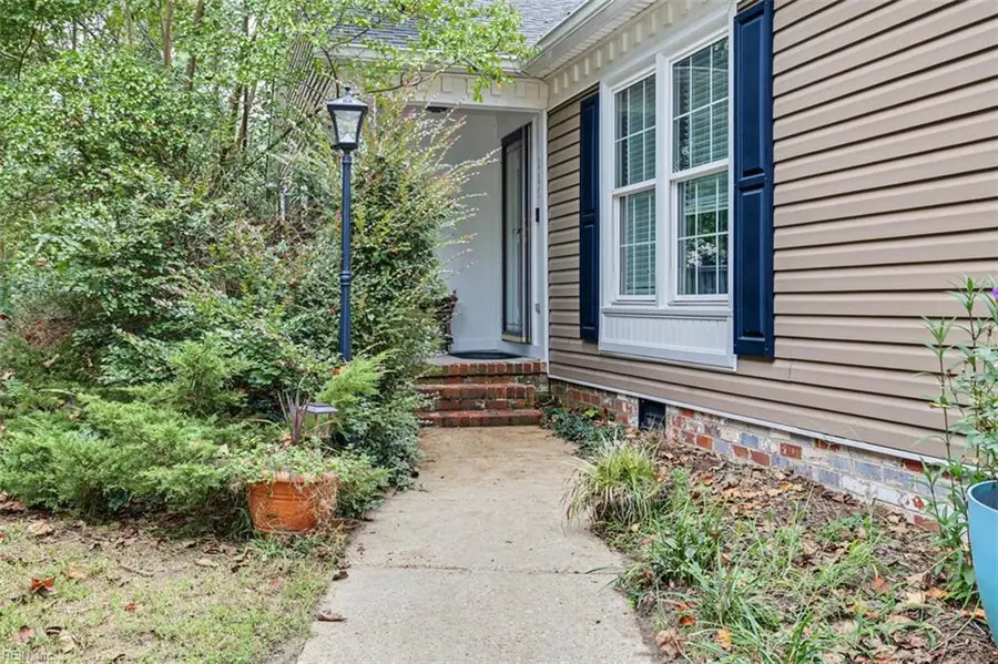 110 Bailey Drive, Yorktown, VA 23692 - #2