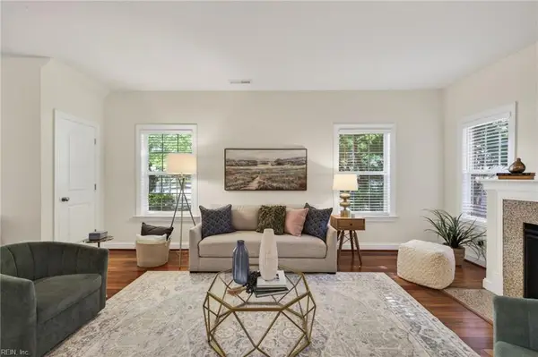 816 Great Marsh Avenue, Chesapeake, VA 23320