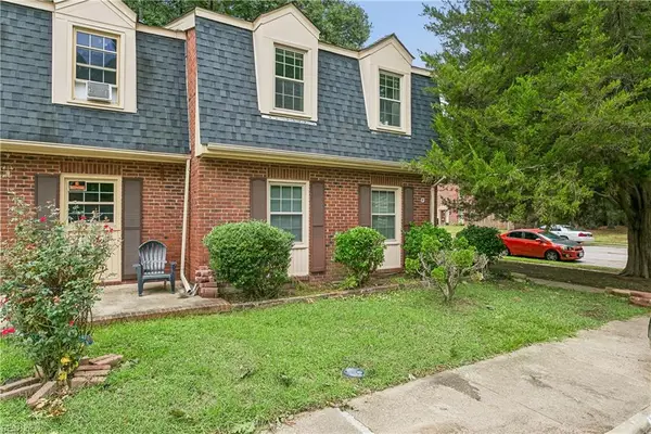 391 Circuit Lane #F, Newport News, VA 23608