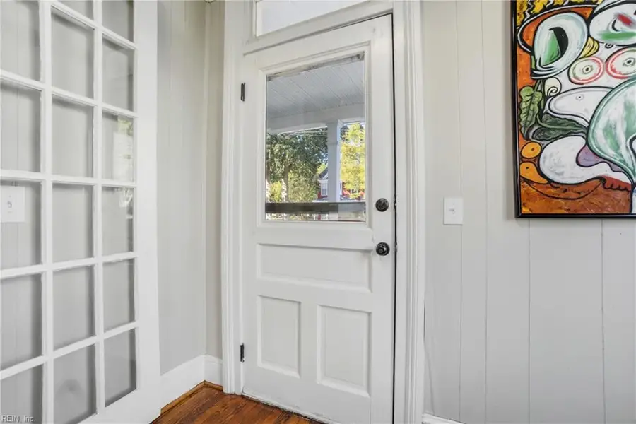 221 Mt Vernon Avenue, Portsmouth, VA 23707 - #3