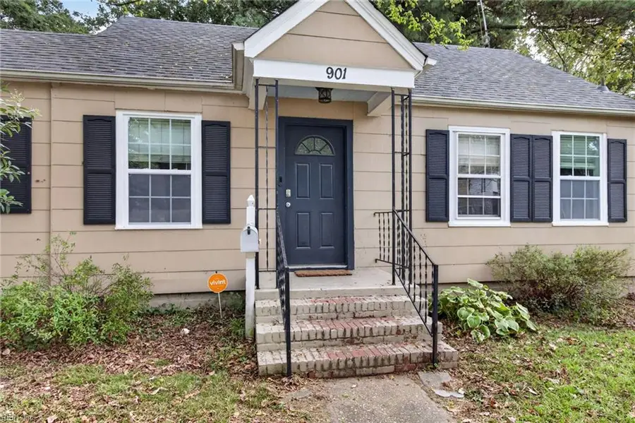 901 Stewart Street, Chesapeake, VA 23324 - #3