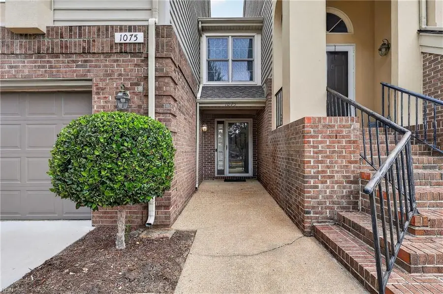 1075 Hanson Way, Virginia Beach, VA 23454 - #2