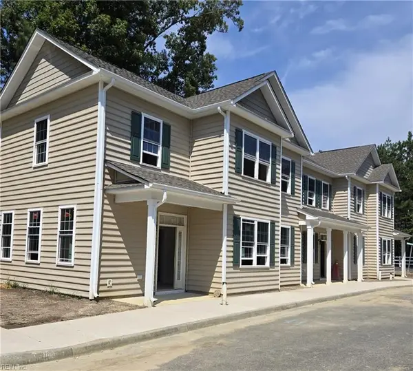 205 Patriots Village Court, West Point, VA 23181
