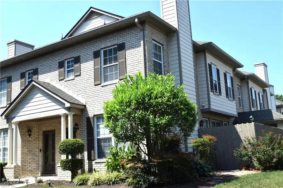 2004 Smallbrooke Court, Virginia Beach, VA 23454 - #2