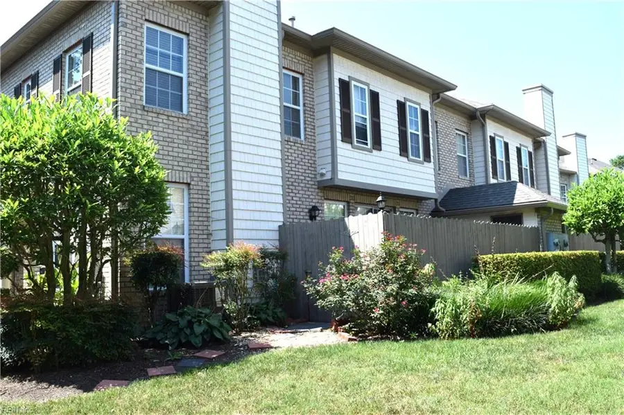 2004 Smallbrooke Court, Virginia Beach, VA 23454 - #3