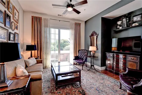 5215 Center Street #203, Williamsburg, VA 23188