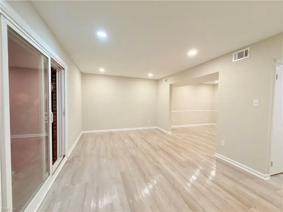872 Westminster Lane, Virginia Beach, VA 23454 - #3