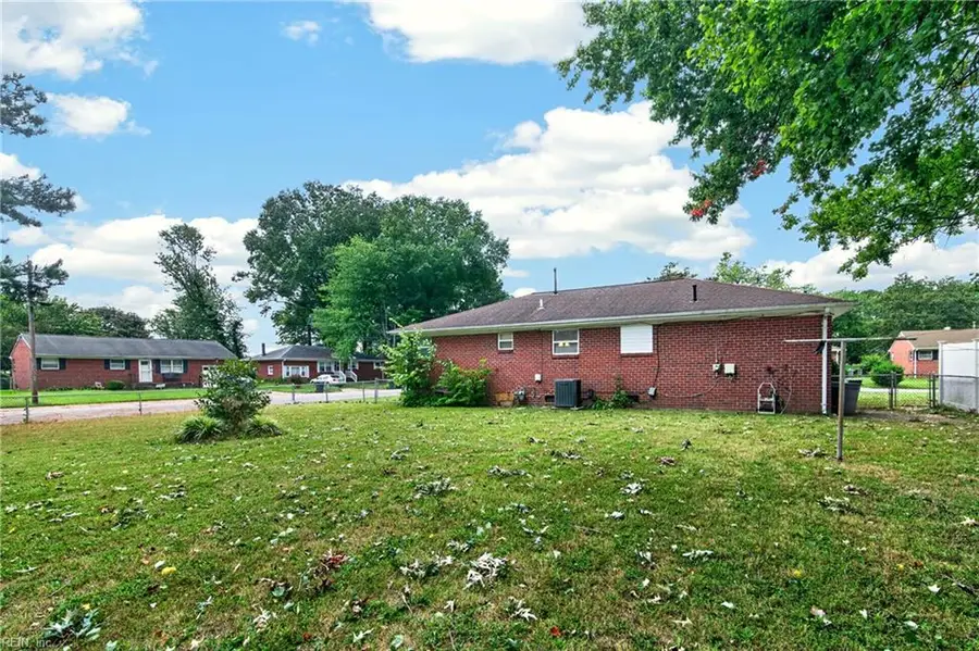 206 Cellardoor Court, Hampton, VA 23666 - #3