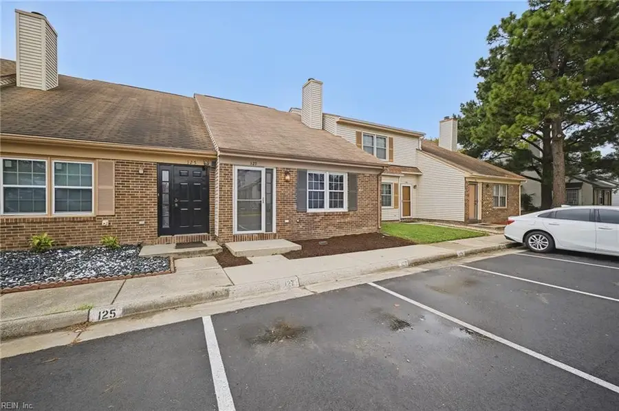 127 Parkway Drive, Hampton, VA 23669 - #2