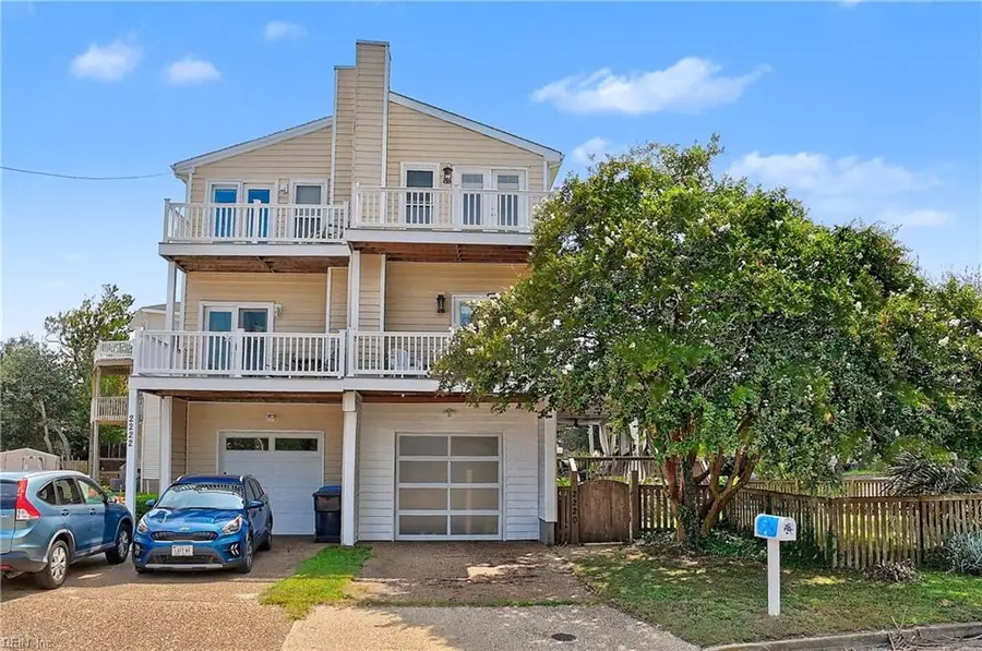 2220 Roanoke Avenue, Virginia Beach, VA 23455 - #3