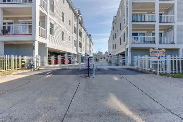 2300 Page Harbor Landing #204, Virginia Beach, VA 23451