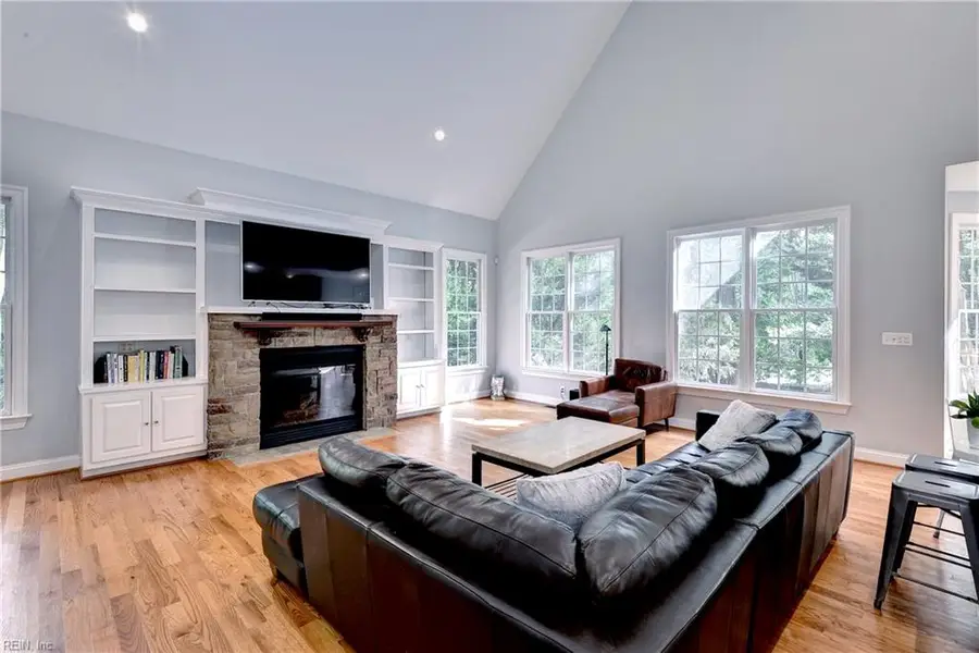 102 Ascot, Williamsburg, VA 23188 - #2