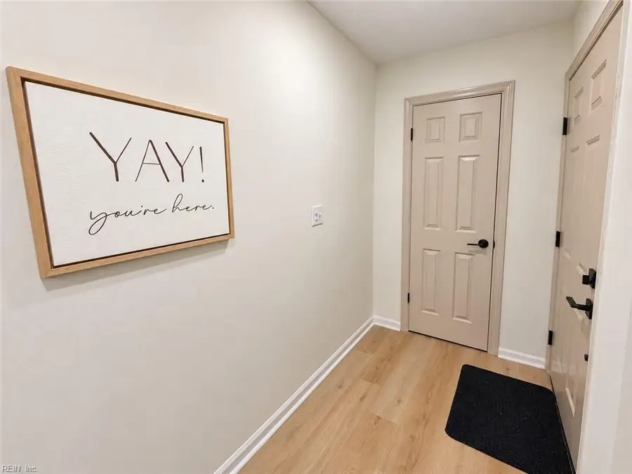 1634 E Ocean View Avenue #1E, Norfolk, VA 23503 - #3