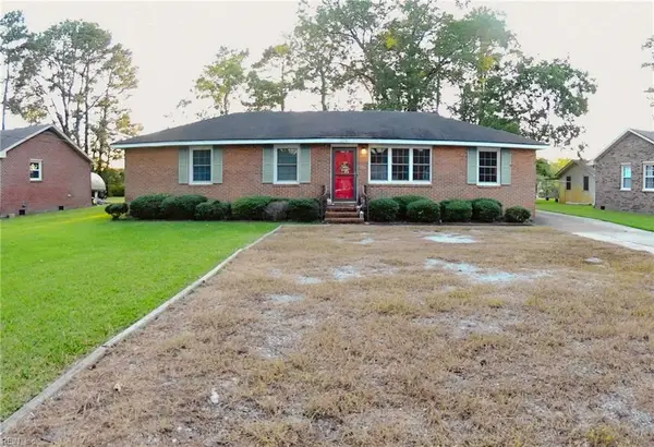 4209 Dayle Acres Road, Suffolk, VA 23435