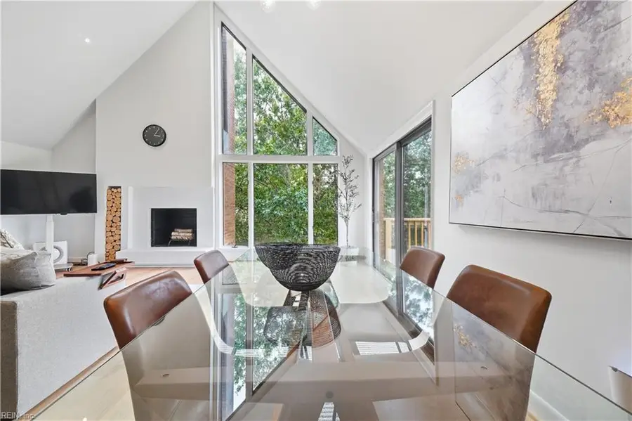 696 Mowbray Arch #250, Norfolk, VA 23507 - #3