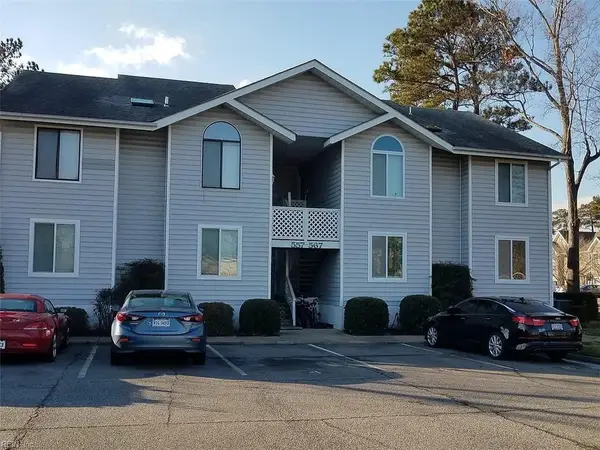 557 Barberton Drive, Virginia Beach, VA 23451