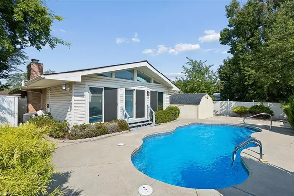 19 Prince James Drive, Hampton, VA 23669