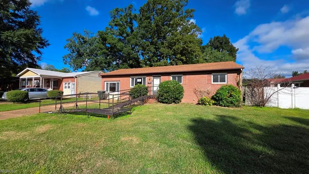 139 Ruston Drive, Newport News, VA 23602 - #1
