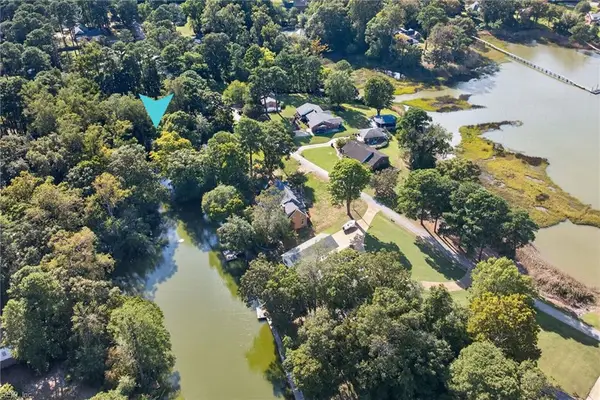 1546 Moores Point Road, Suffolk, VA 23436