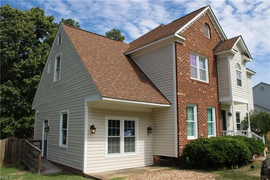 2712 Executive Drive, Chester, VA 23831 - #2