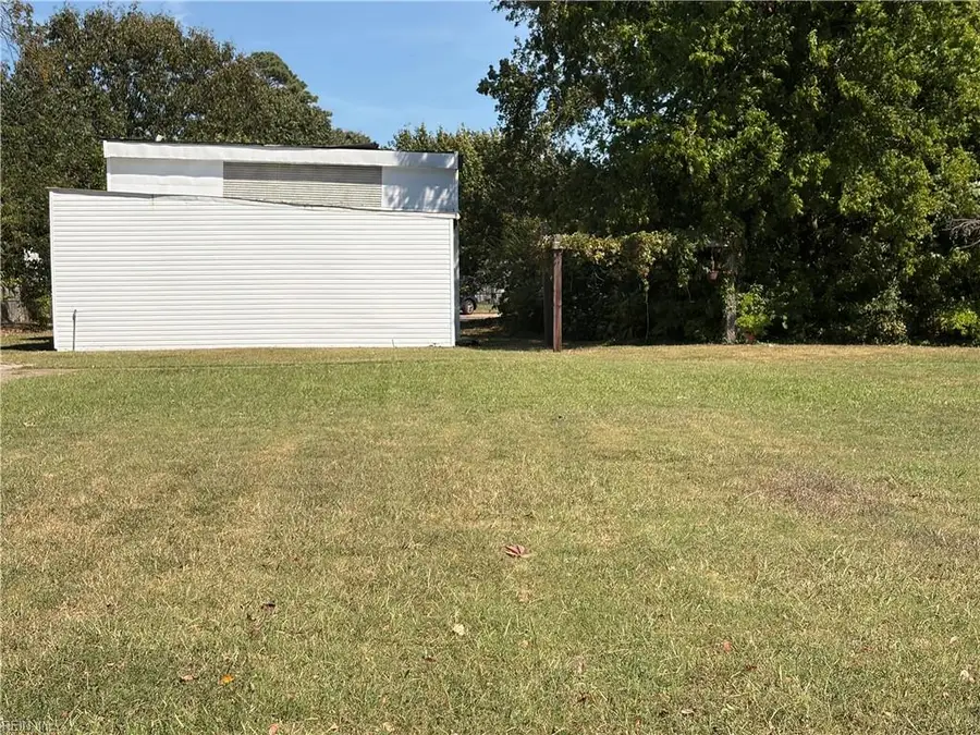 214 W Government Avenue, Norfolk, VA 23503 - #3