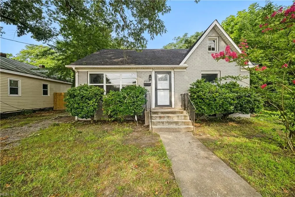 209 N Capital Street, Suffolk, VA 23434 - #1