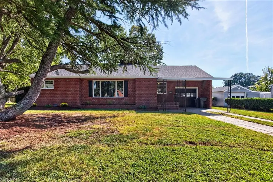 146 Cambridge Place, Hampton, VA 23669 - #2