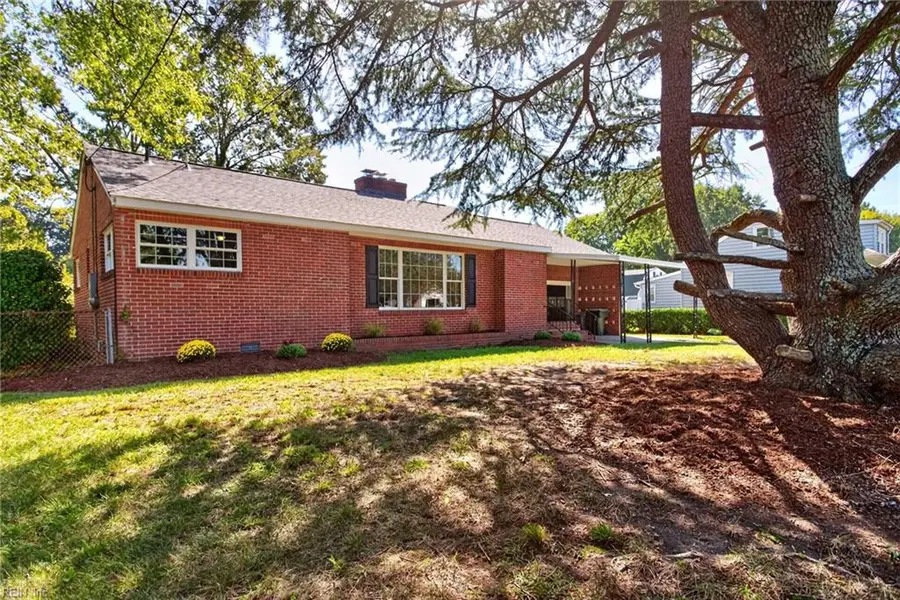 146 Cambridge Place, Hampton, VA 23669 - #3