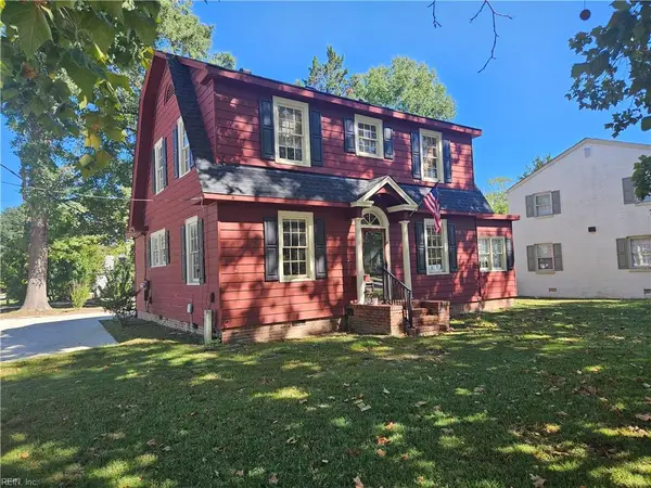 813 Richmond Road, Williamsburg, VA 23185
