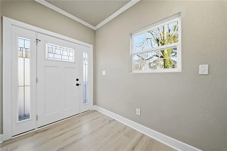 610 Phillips Avenue, Portsmouth, VA 23707 - #3