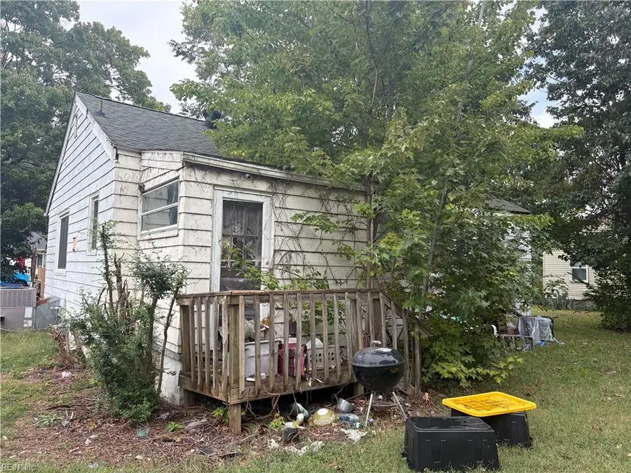 32 Dwight Road, Newport News, VA 23601 - #2
